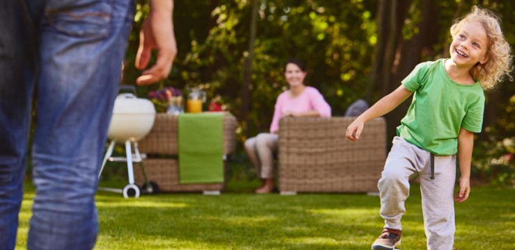 Jak stworzyć ogród dla dzieci? Inspiracje na ogrodowy kącik malucha