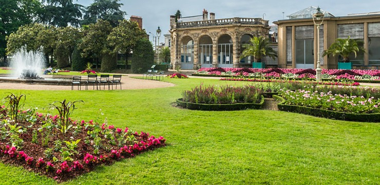 Jak urządzić ogród w stylu francuskim?