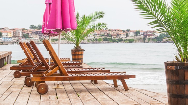 Leżaki ogrodowe - czym się kierować przy ich wyborze?