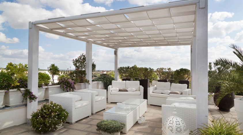 Taras na dachu – jak urządzić miejsce z widokiem?