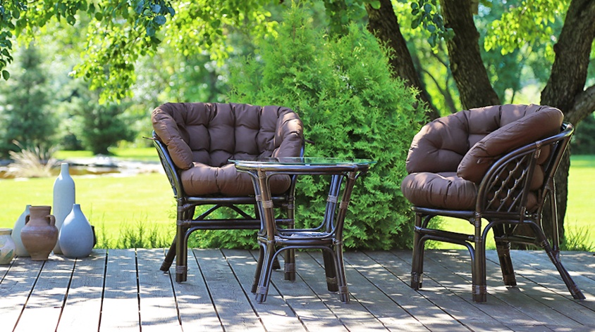 Jak konserwować ogrodowe meble rattanowe?