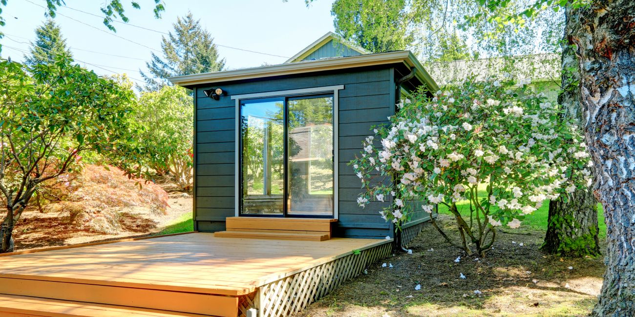 miejsce do pracy zdalnej w ogrodzie