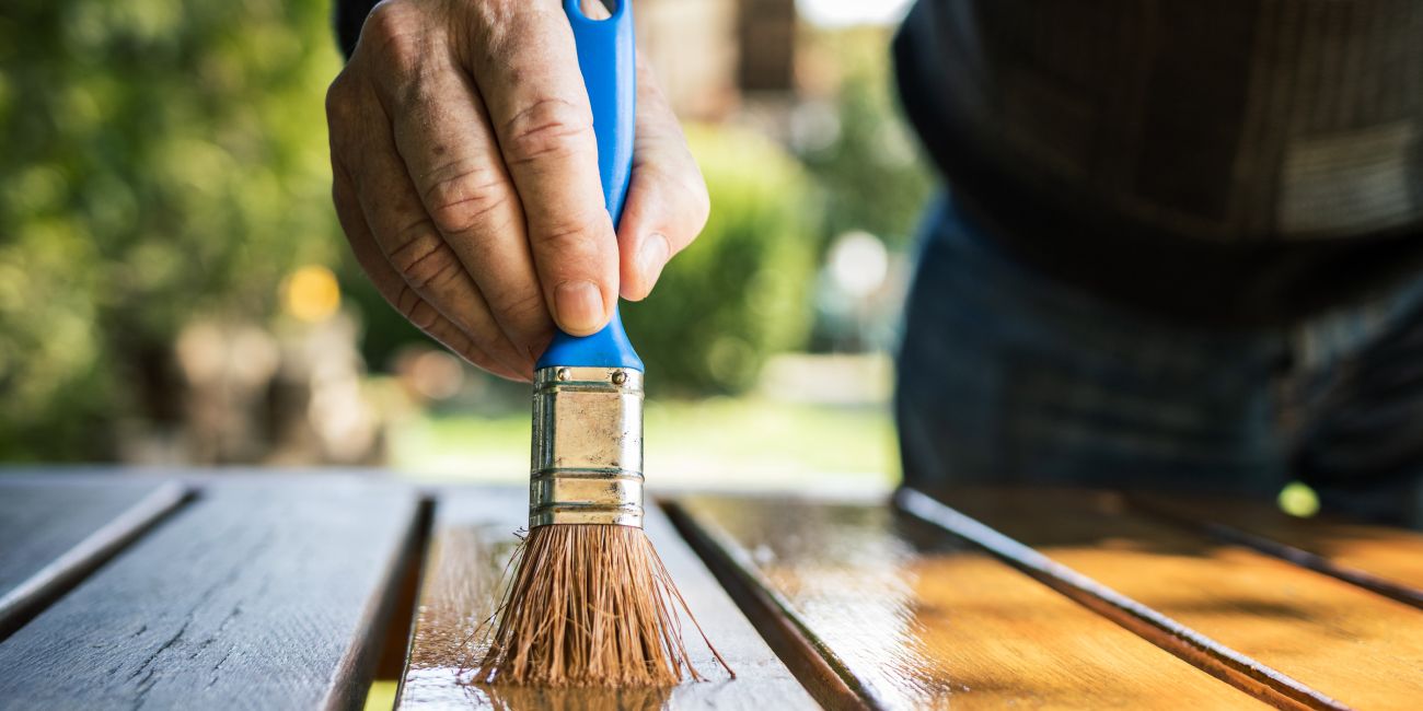 malowanie mebli ogrodowych